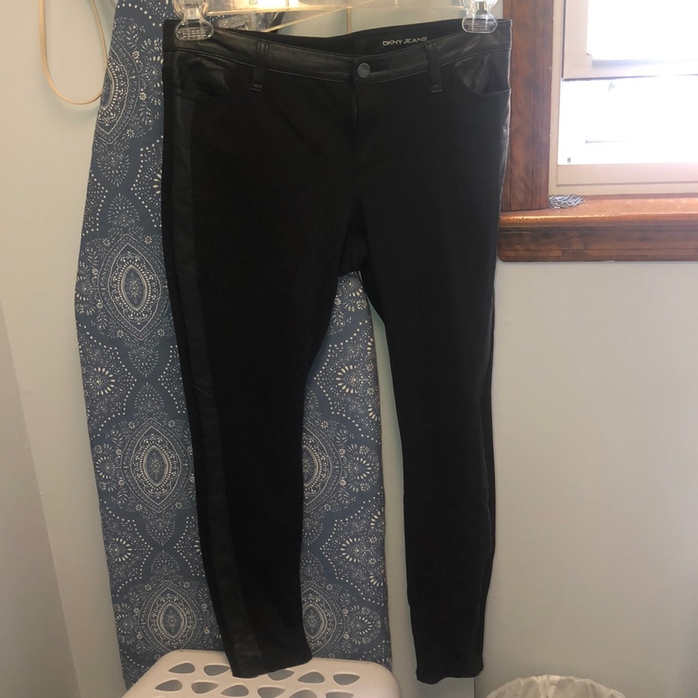 Black Jeans